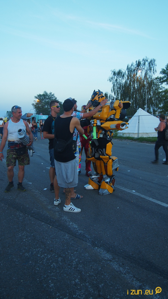 Superhrdinové HHK 17